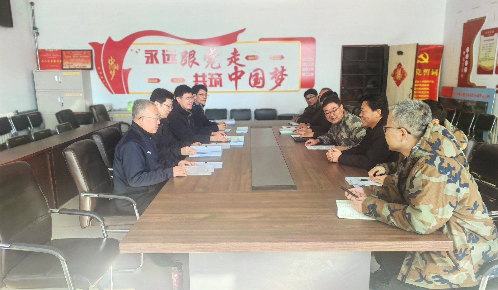 校领导调研指导驻村帮扶工作